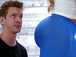 free video gallery brazzers-cross-training-hd-porn-video-487079